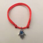 pulsera de mano de fatima con hilo rojo comprar