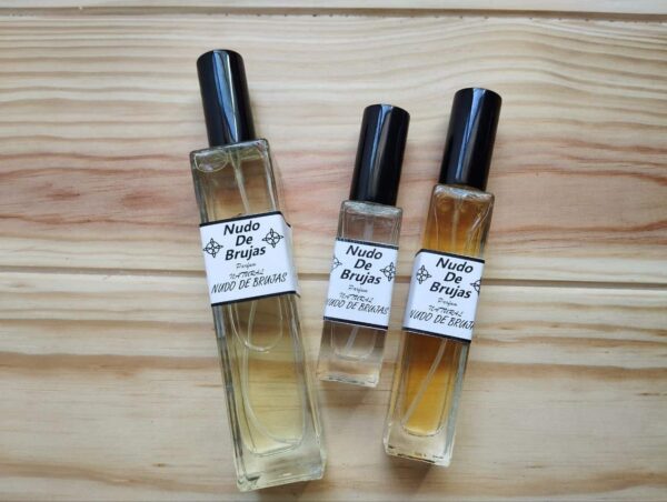 Comprar Perfume Yemaya, brinda beneficios espirituales y emocionales.