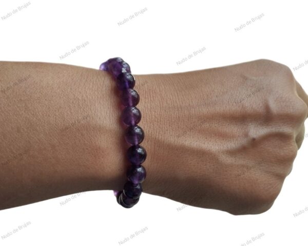 La pulsera de amatista es un amuleto de proteccion y cambios positivos