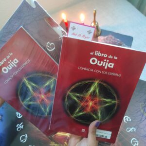 Comprar El Libro de la Ouija: Contacta con los Espíritus + Tablero Incluido